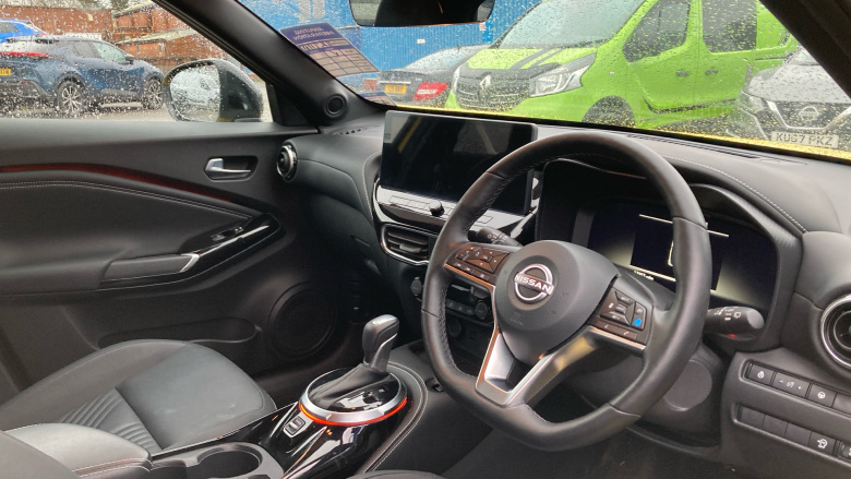 Nissan Juke 1.0 DiG-T Tekna 5dr DCT Petrol Hatchback